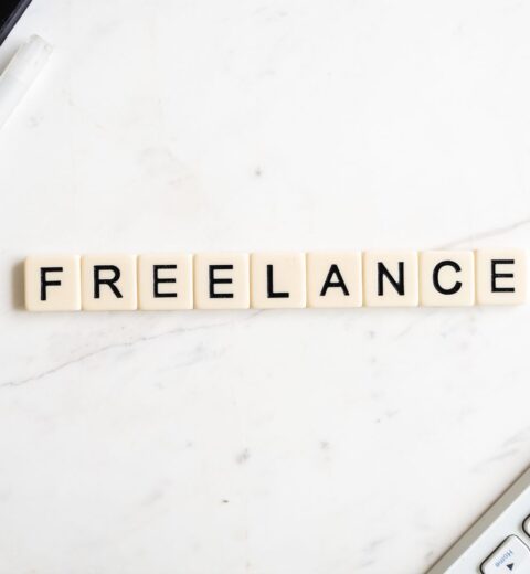How to Write a Winning Freelancer Profile That Attracts Clients